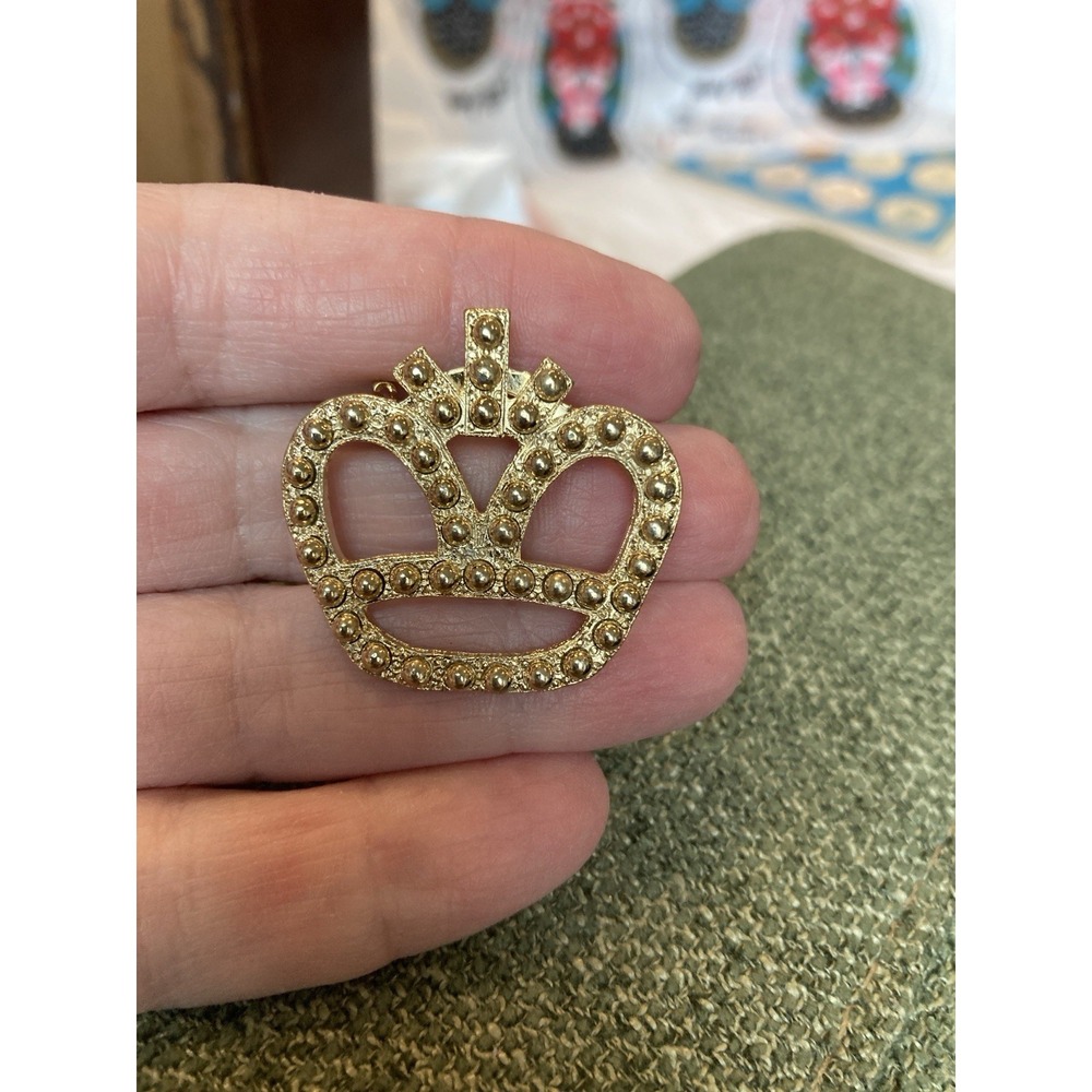 Golden Crown Brooch - Vintage Style Raised Dot - Lot Of‎ 40